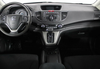 Подержанный автомобиль Honda CR-V 2012 года (7 фото)