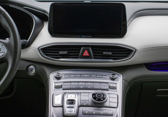 Подержанный автомобиль Hyundai Santa Fe 2021 года (13 фото)