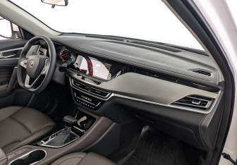 Подержанный автомобиль Changan CS35PLUS 2022 года (10 фото)