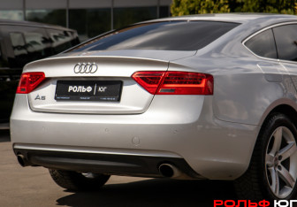 Подержанный автомобиль Audi A5 Liftback 2013 года (16 фото)