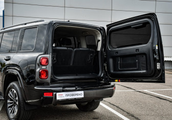 Подержанный автомобиль Haval H9 2024 года (17 фото)