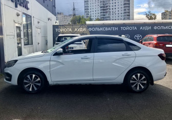 Подержанный автомобиль LADA (ВАЗ) Vesta Sedan 2024 года (8 фото)