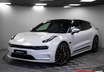 Подержанный автомобиль Zeekr 001 2023 года (29 фото)