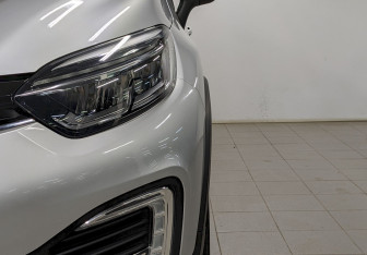 Подержанный автомобиль Renault Kaptur 2021 года (16 фото)
