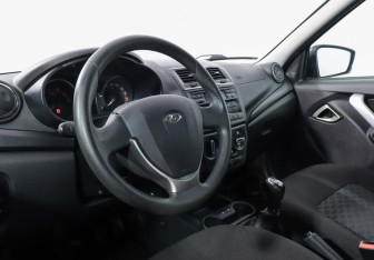 Подержанный автомобиль LADA (ВАЗ) Granta Sedan 2019 года (8 фото)