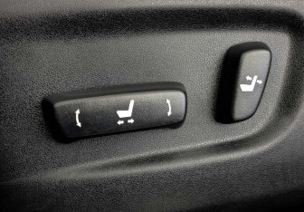 Подержанный автомобиль Lexus NX 2015 года (25 фото)