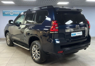 Подержанный автомобиль Toyota Land Cruiser Prado 2020 года (7 фото)