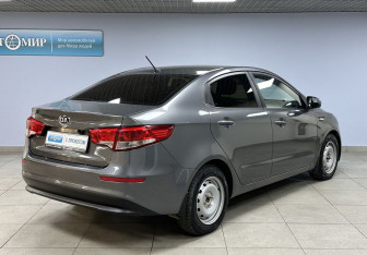 Подержанный автомобиль Kia Rio Sedan 2016 года (5 фото)