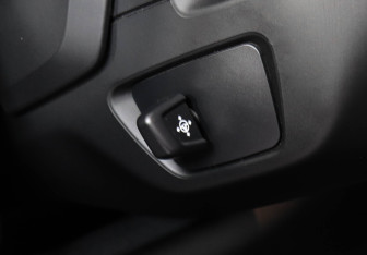 Подержанный автомобиль BMW X5 M 2021 года (23 фото)