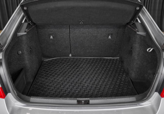 Подержанный автомобиль Skoda Octavia Liftback 2017 года (6 фото)