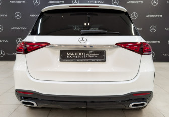 Подержанный автомобиль Mercedes-Benz GLE 2022 года (6 фото)