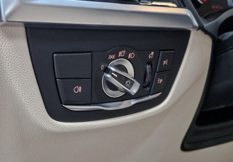 Подержанный автомобиль BMW X3 2019 года (25 фото)