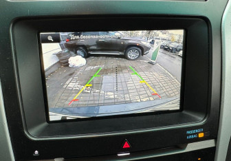 Подержанный автомобиль Ford Explorer 2013 года (14 фото)