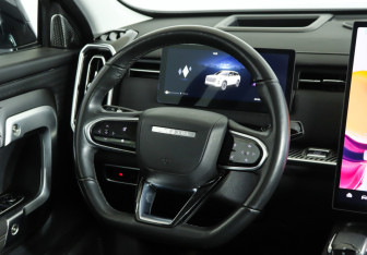 Подержанный автомобиль Jaecoo J7 2023 года (18 фото)