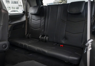 Подержанный автомобиль Cadillac Escalade Suv 2017 года (15 фото)