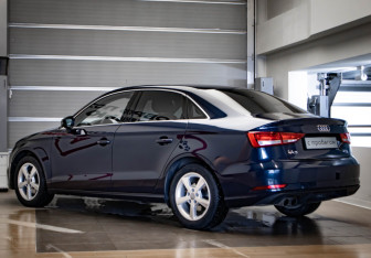 Подержанный автомобиль Audi A3 Sedan 2016 года (6 фото)