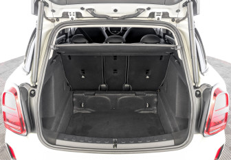 Подержанный автомобиль MINI Countryman 2021 года (10 фото)