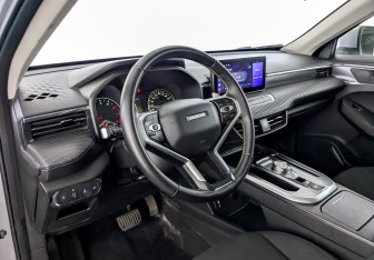 Подержанный автомобиль Haval Jolion 2023 года (16 фото)