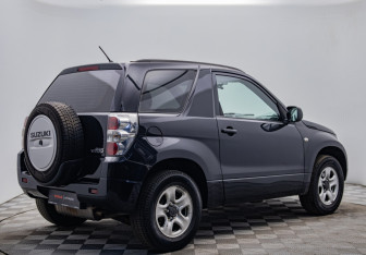 Подержанный автомобиль Suzuki Grand Vitara 2007 года (5 фото)
