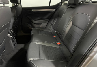 Новый Skoda Superb Liftback 2025 (14 фото)