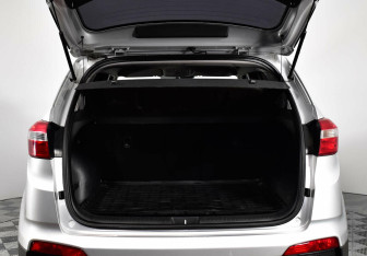 Подержанный автомобиль Hyundai Creta 2018 года (12 фото)