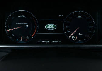 Подержанный автомобиль Land Rover Range Rover 2014 года (16 фото)