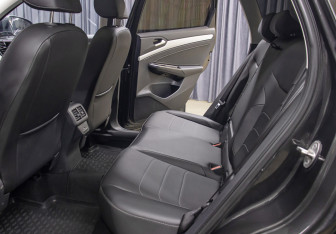 Подержанный автомобиль Jetta VS7 2023 года (12 фото)