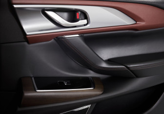 Подержанный автомобиль Mazda CX-9 2019 года (18 фото)