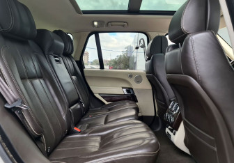 Подержанный автомобиль Land Rover Range Rover 2015 года (14 фото)