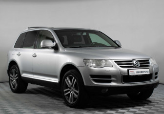 Подержанный автомобиль Volkswagen Touareg 2008 года (3 фото)