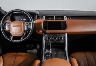 Подержанный автомобиль Land Rover Range Rover Sport 2013 года (12 фото)
