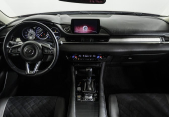 Подержанный автомобиль Mazda 6 Sedan 2018 года (13 фото)