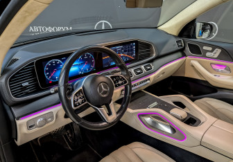 Подержанный автомобиль Mercedes-Benz GLE 2021 года (16 фото)