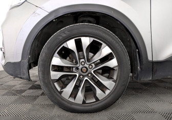 Подержанный автомобиль Chery Tiggo 4 2022 года (18 фото)