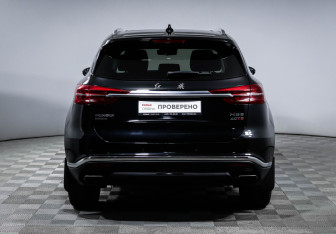 Подержанный автомобиль Hongqi HS5 2024 года (6 фото)