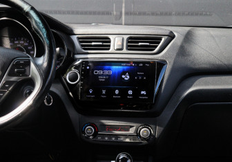 Подержанный автомобиль Kia Rio Sedan 2015 года (10 фото)