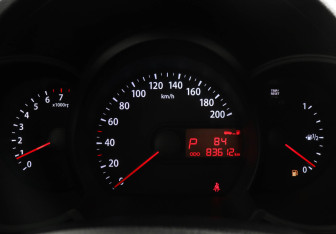 Подержанный автомобиль Kia Picanto 2011 года (11 фото)