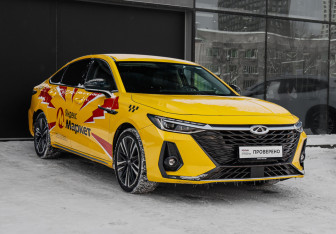 Подержанный автомобиль Chery Arrizo 8 2024 года (3 фото)