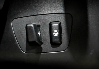 Подержанный автомобиль BMW X5 2015 года (28 фото)