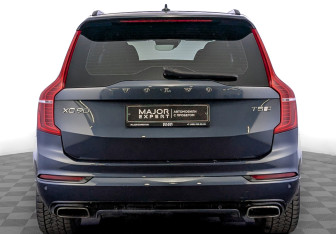 Подержанный автомобиль Volvo XC90 2020 года (6 фото)