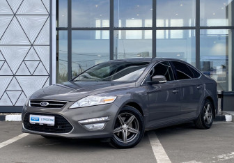 Подержанный автомобиль Ford Mondeo Sedan 2012 года (1 фото)