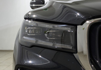 Подержанный автомобиль Geely Monjaro 2024 года (11 фото)