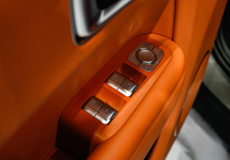 Подержанный автомобиль LiXiang L7 2024 года (23 фото)