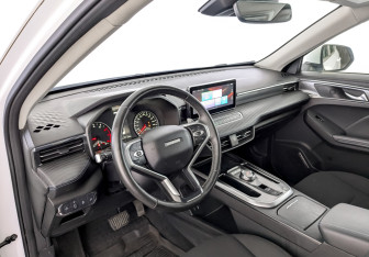 Подержанный автомобиль Haval Jolion 2023 года (16 фото)