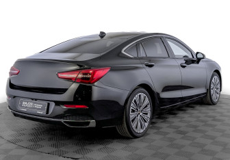 Подержанный автомобиль Hongqi H5 2022 года (5 фото)