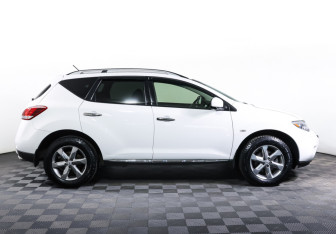 Подержанный автомобиль Nissan Murano Suv 2013 года (4 фото)