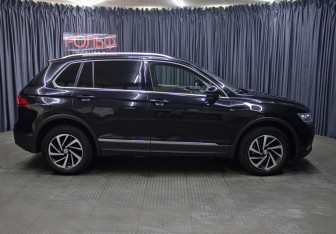 Подержанный автомобиль Volkswagen Tiguan 2018 года (4 фото)