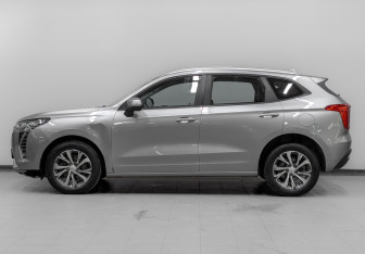 Подержанный автомобиль Haval Jolion 2023 года (8 фото)