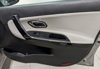 Подержанный автомобиль Kia Ceed Wagon 2014 года (18 фото)