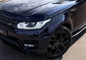 Подержанный автомобиль Land Rover Range Rover Sport 2015 года (40 фото)